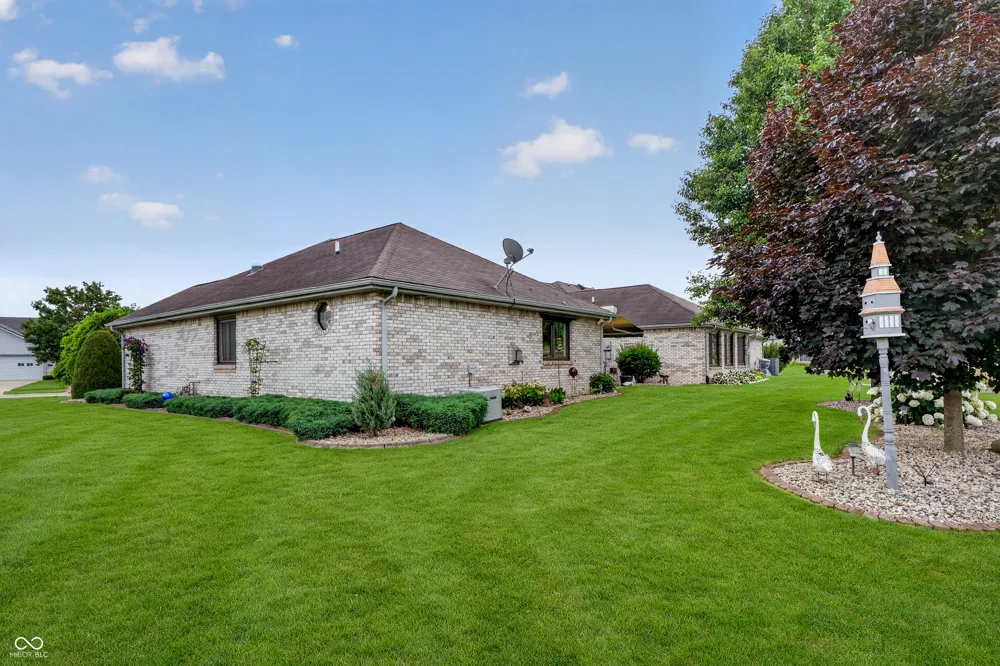 175 Warwick Way Pendleton, IN 46064