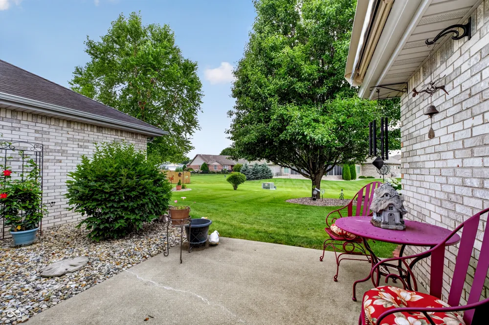 175 Warwick Way Pendleton, IN 46064