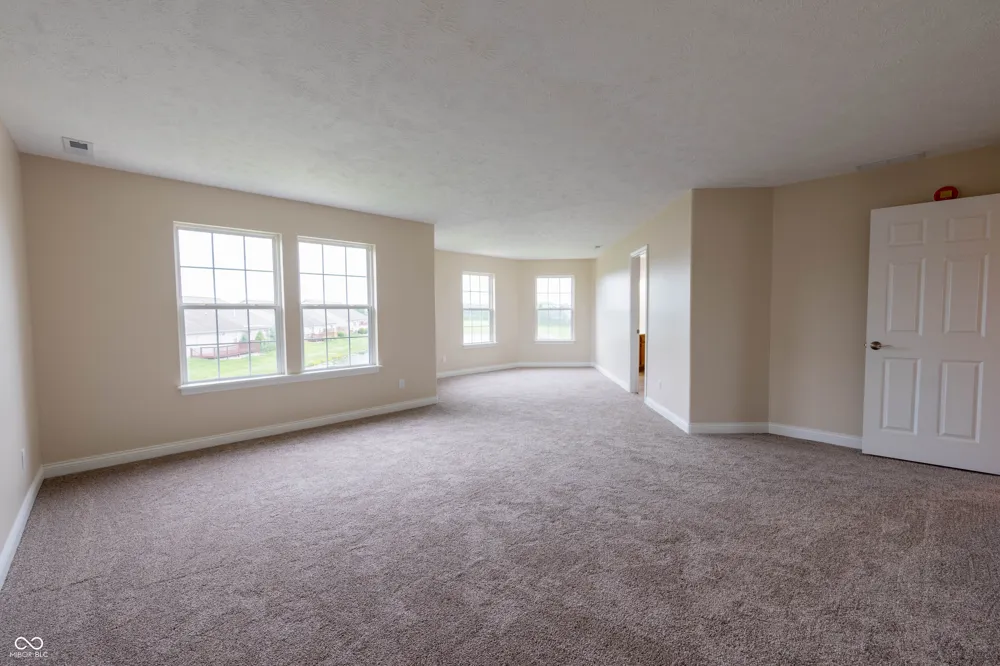 1364 College Parkway Elwood, IN 46036