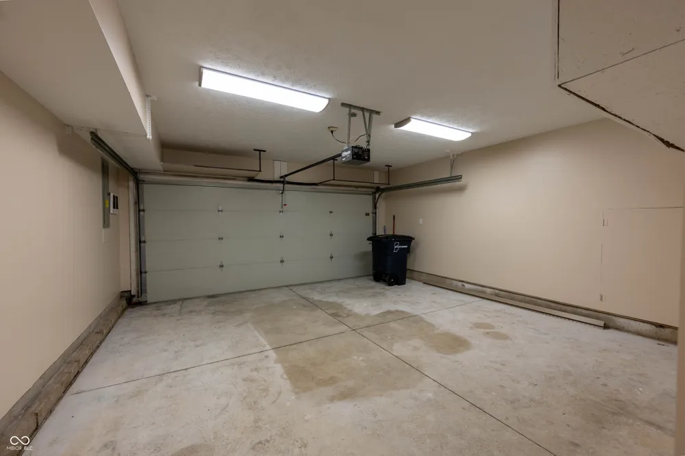 1364 College Parkway Elwood, IN 46036