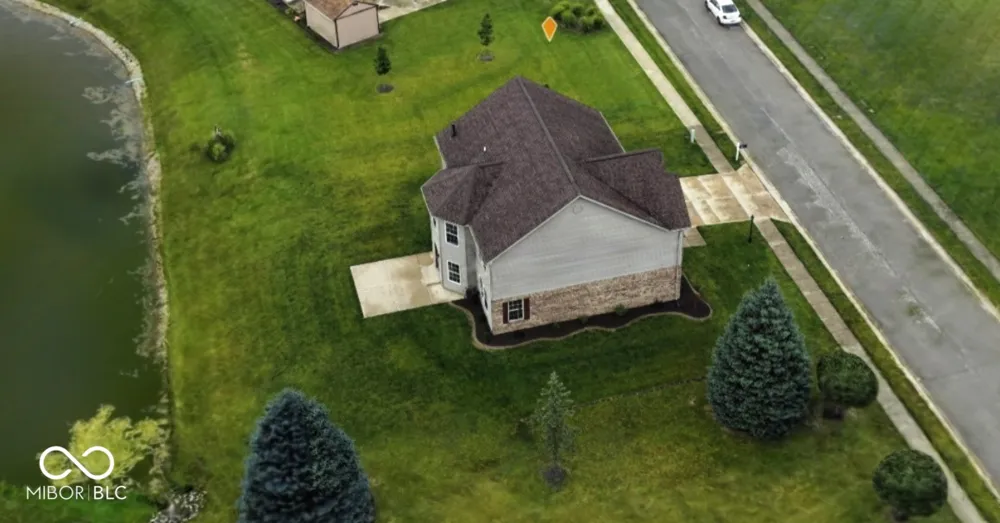 1364 College Parkway Elwood, IN 46036