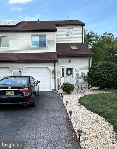19 CINNAMON DRIVE