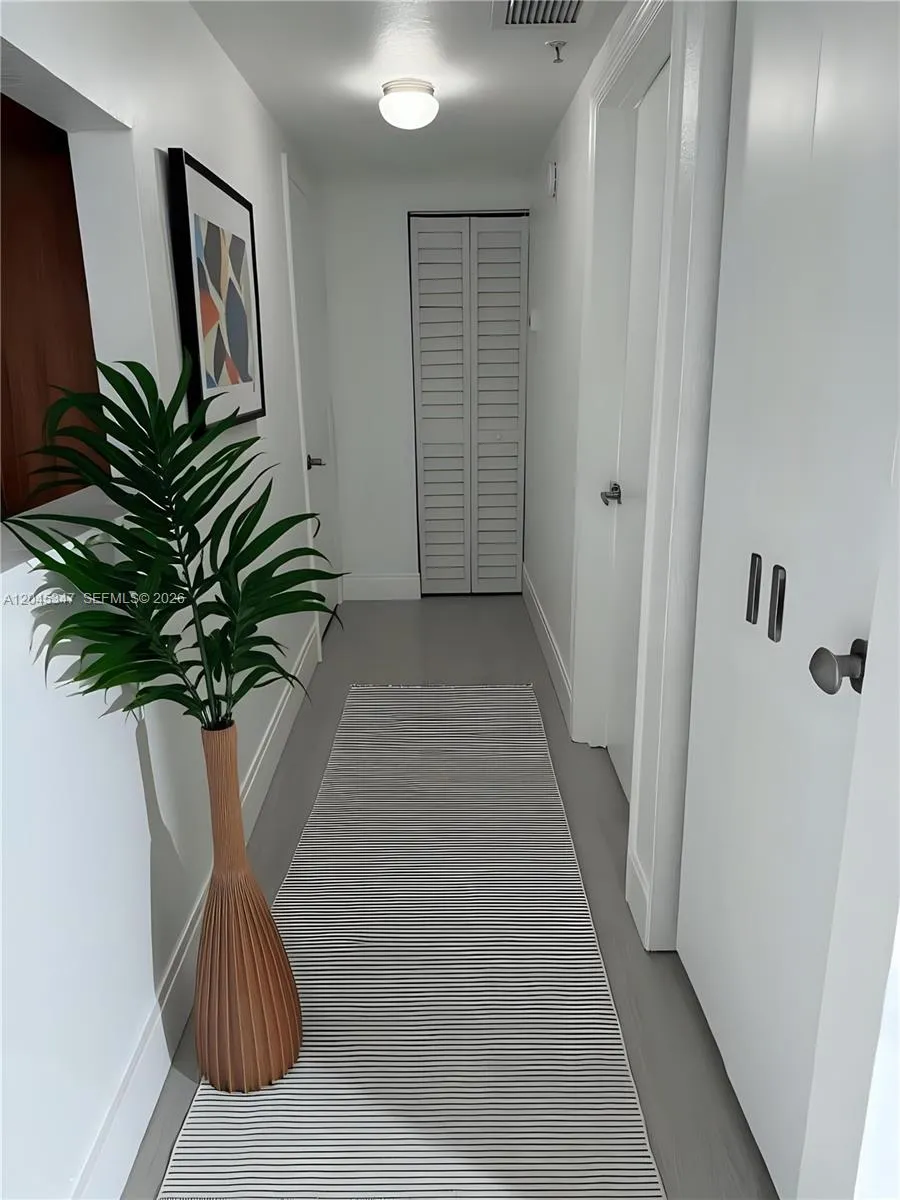 36 NW 6th Ave #601 Miami, FL 33128