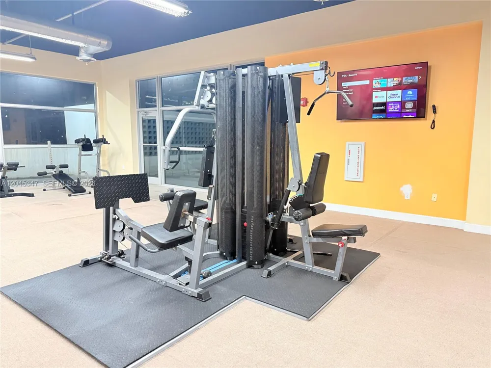 36 NW 6th Ave #601 Miami, FL 33128