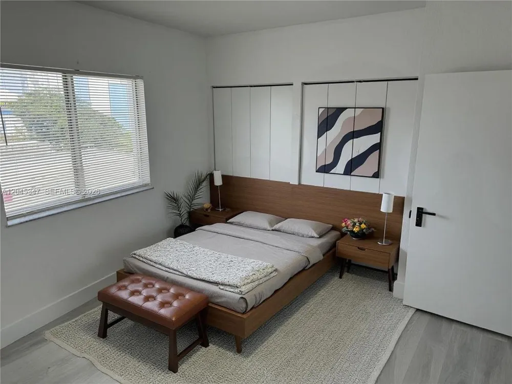 36 NW 6th Ave #601 Miami, FL 33128