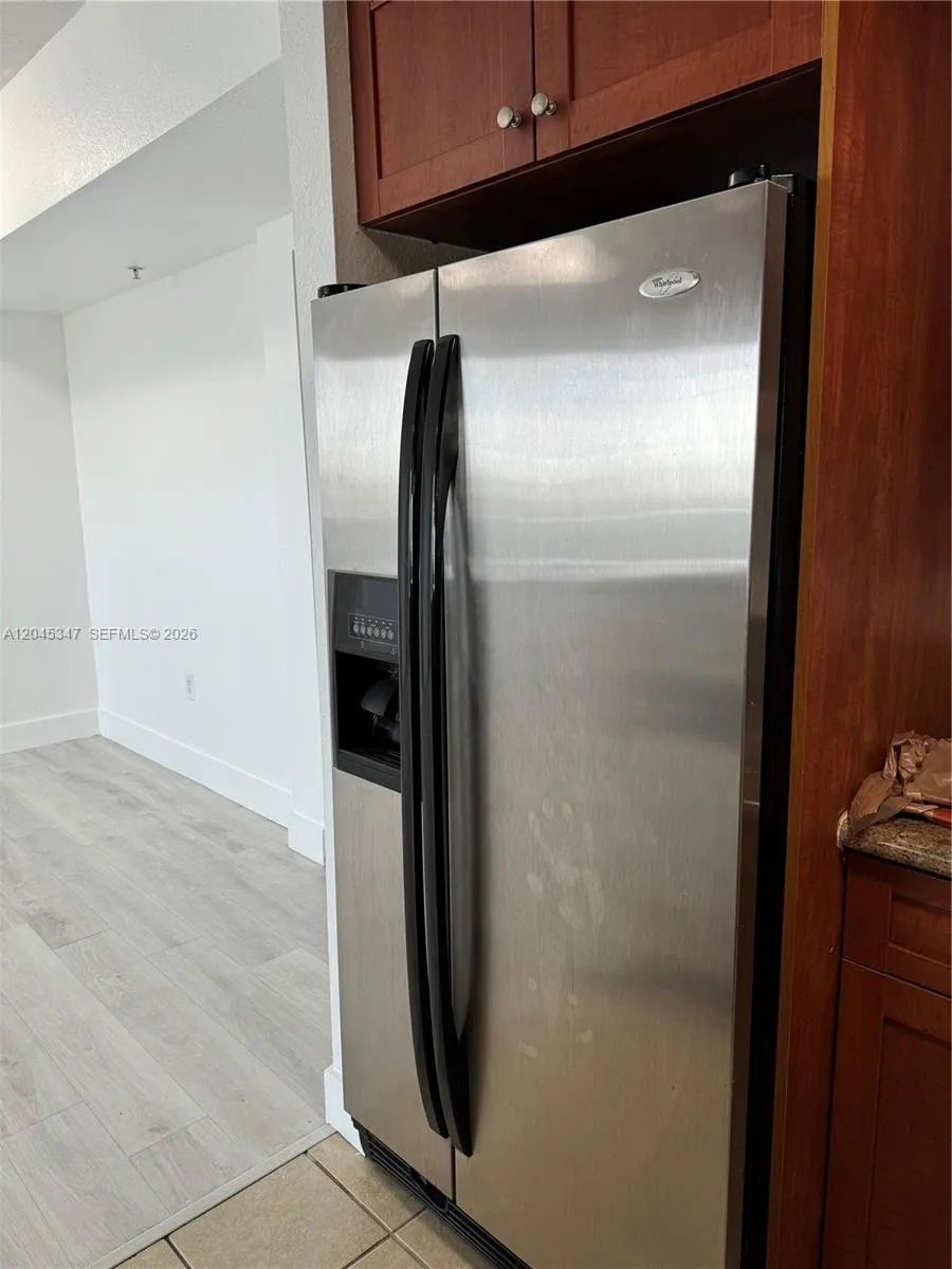 36 NW 6th Ave #601 Miami, FL 33128