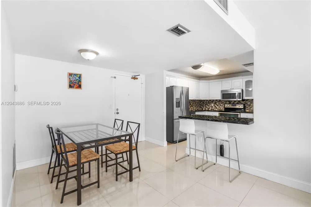 9273 Collins Ave #408 Surfside, FL 33154