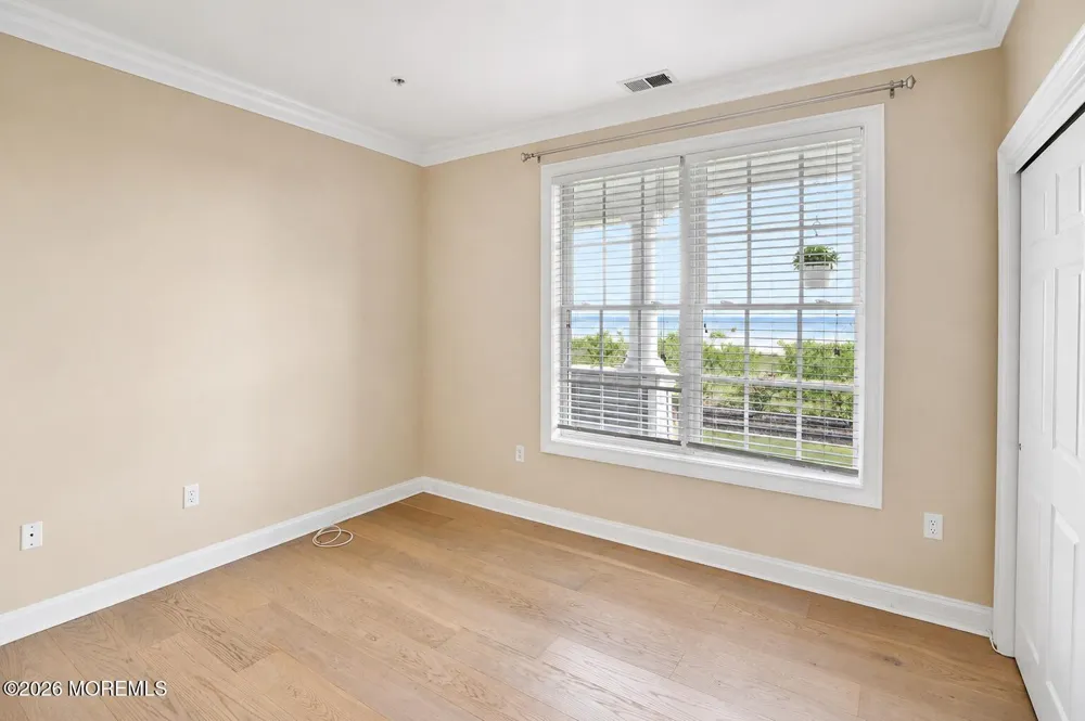 40 Golden Eye Lane Middletown, NJ 07758