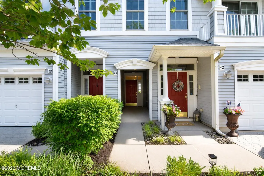 40 Golden Eye Lane Middletown, NJ 07758