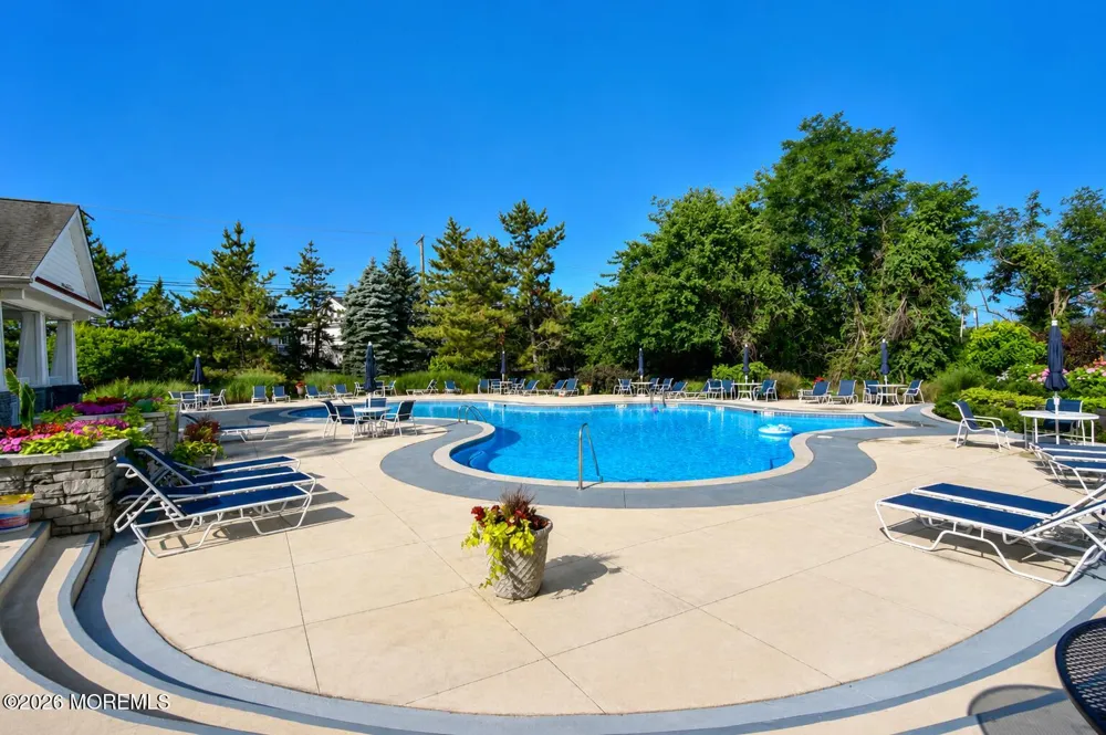 40 Golden Eye Lane Middletown, NJ 07758