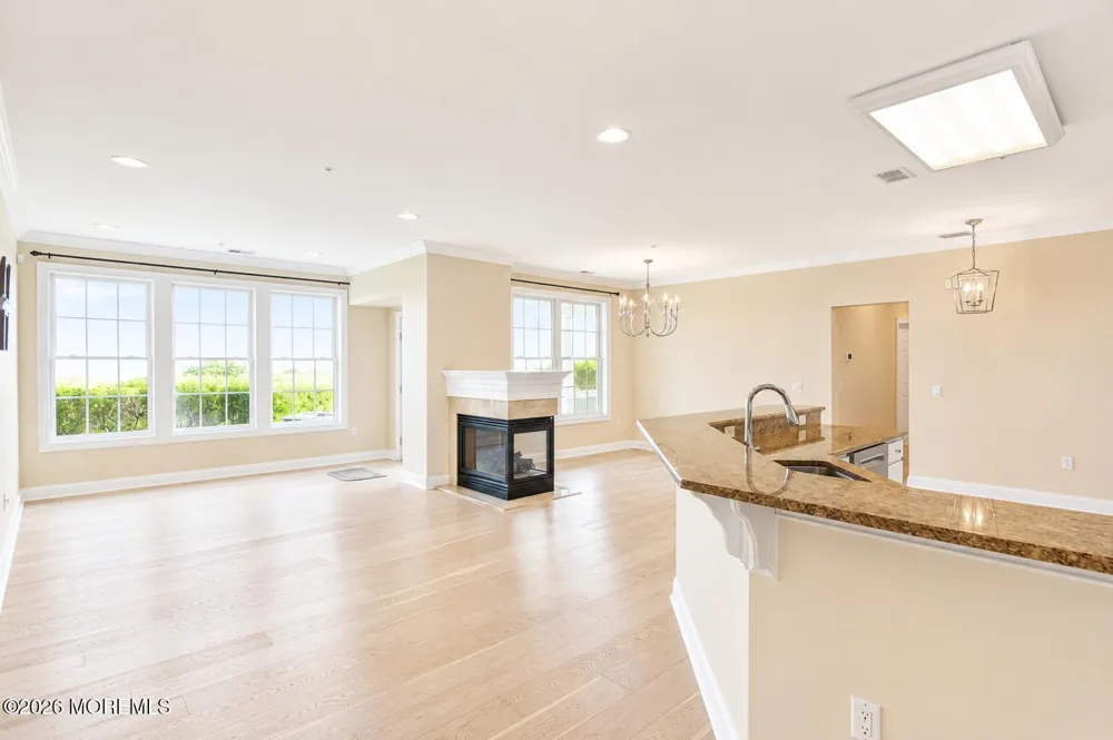 40 Golden Eye Lane Middletown, NJ 07758