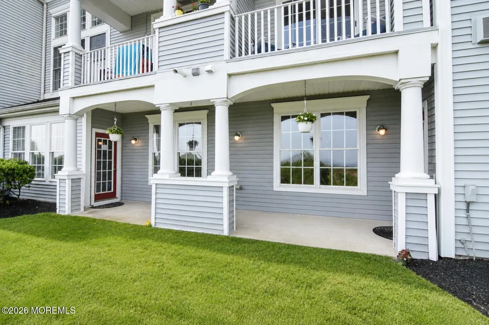 40 Golden Eye Lane Middletown, NJ 07758