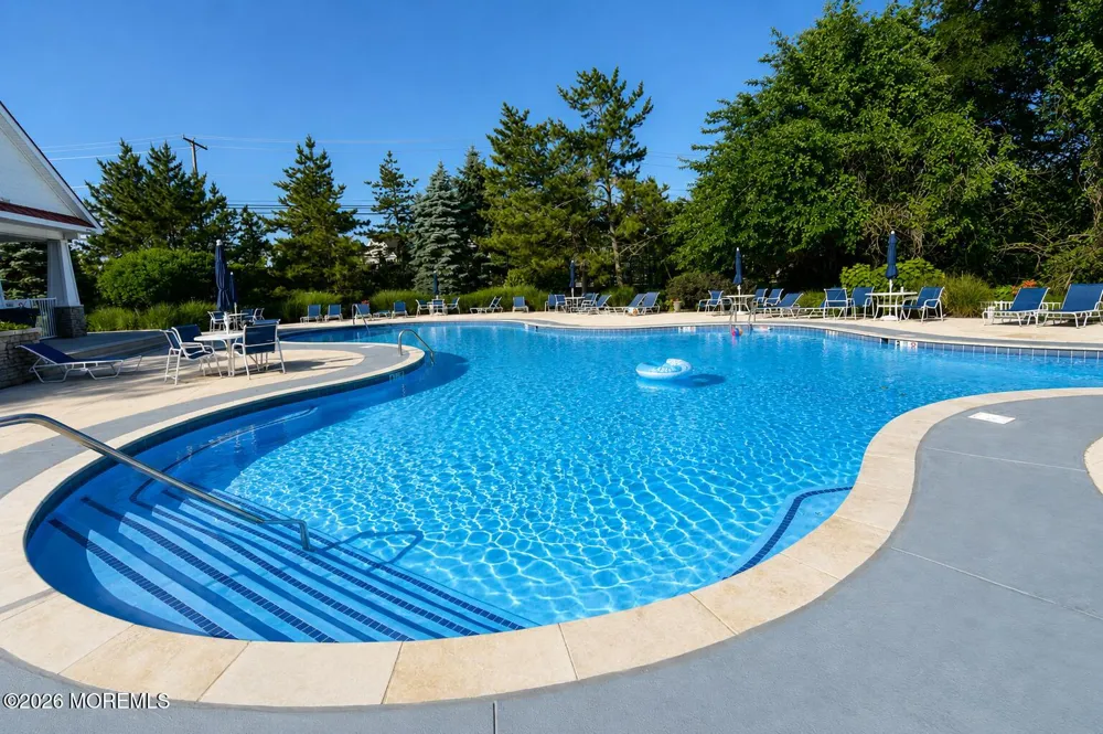 40 Golden Eye Lane Middletown, NJ 07758