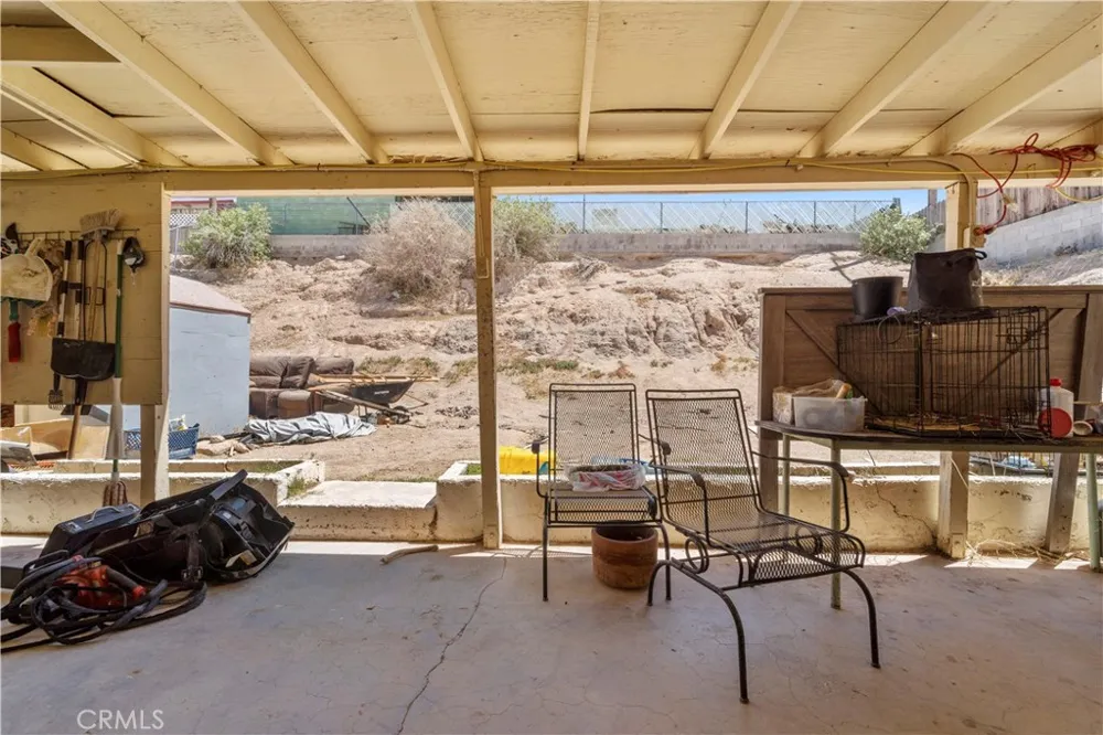 530 E Mountain View Barstow, CA 92311