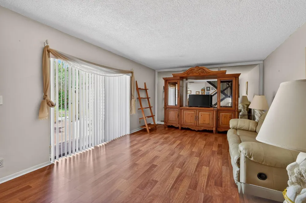 5706 SE Riverboat Drive #202 Stuart, FL 34997