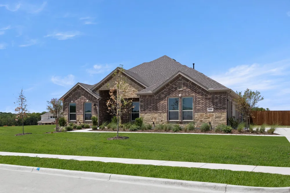 221 Penrose Drive Ovilla, TX 75154