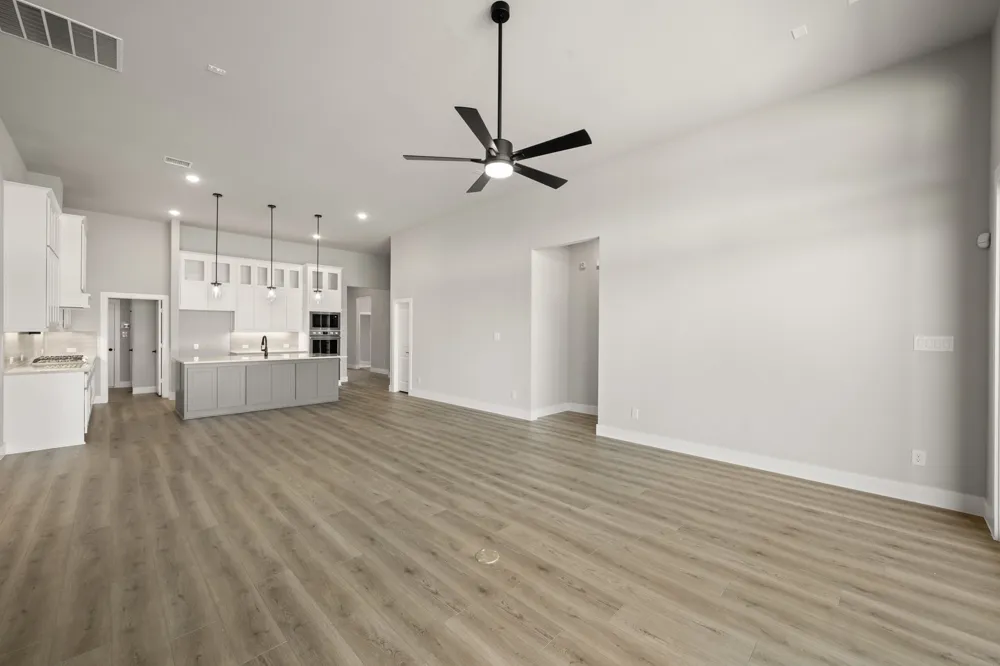221 Penrose Drive Ovilla, TX 75154