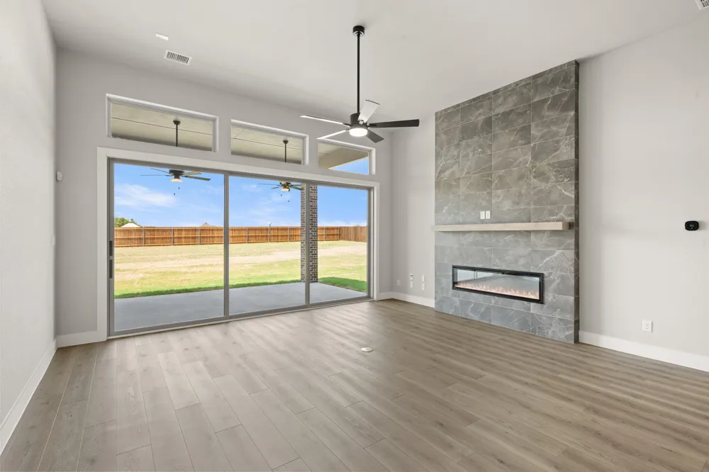 221 Penrose Drive Ovilla, TX 75154
