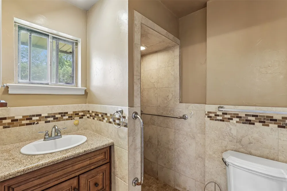 600 Westwood Drive Richardson, TX 75080