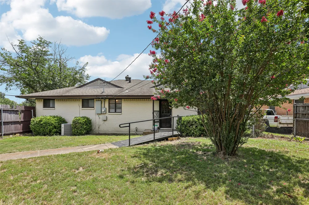 600 Westwood Drive Richardson, TX 75080