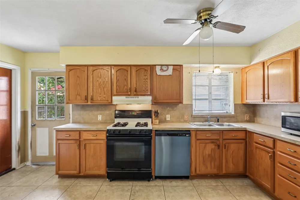600 Westwood Drive Richardson, TX 75080