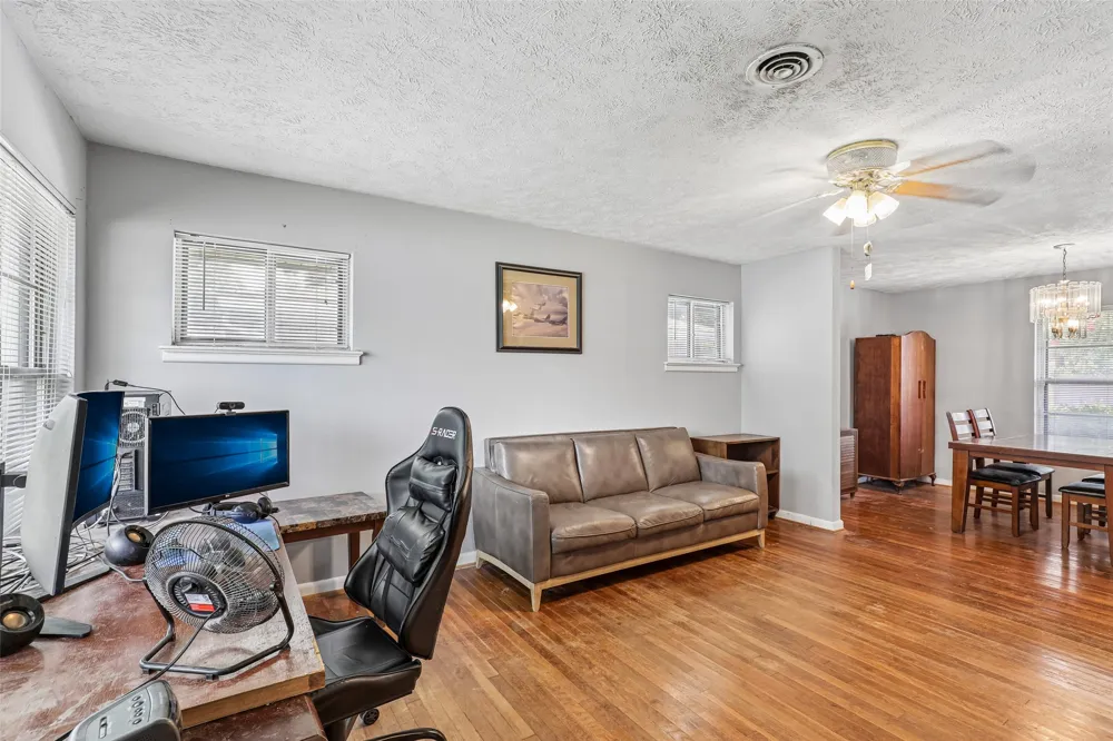 600 Westwood Drive Richardson, TX 75080