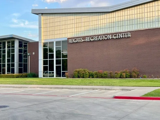 600 Westwood Drive Richardson, TX 75080
