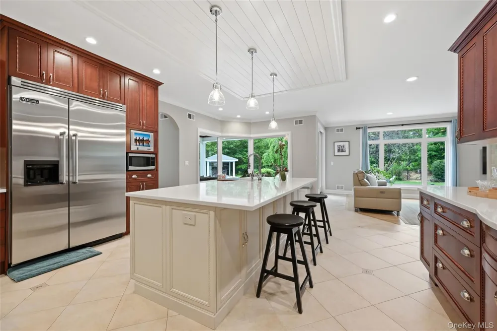 58 South Path Calverton, NY 11933