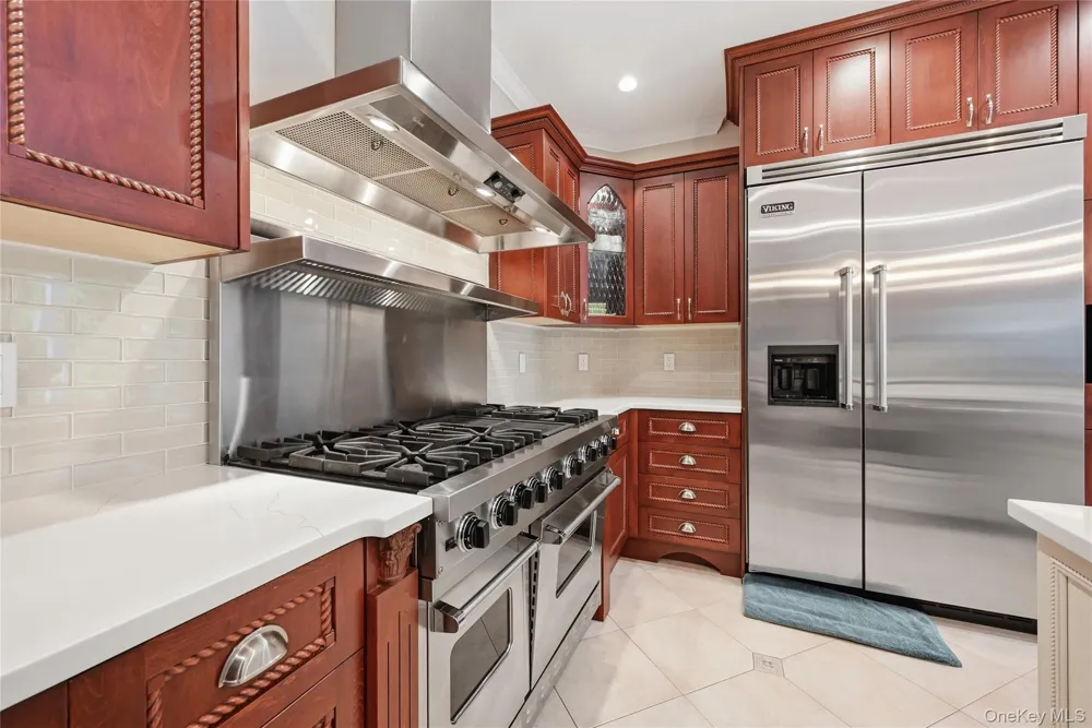58 South Path Calverton, NY 11933