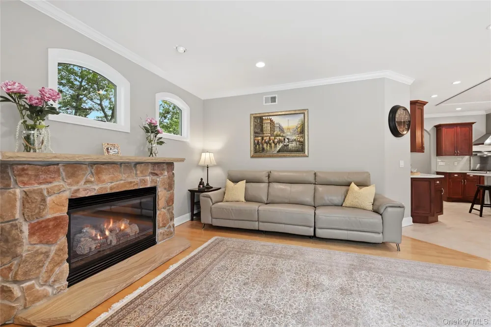 58 South Path Calverton, NY 11933
