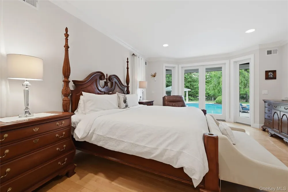 58 South Path Calverton, NY 11933