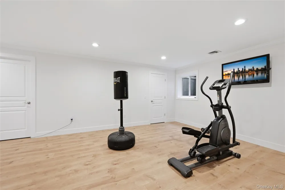 58 South Path Calverton, NY 11933