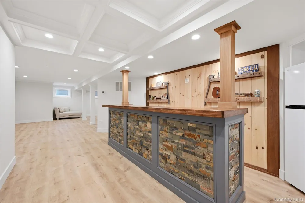 58 South Path Calverton, NY 11933