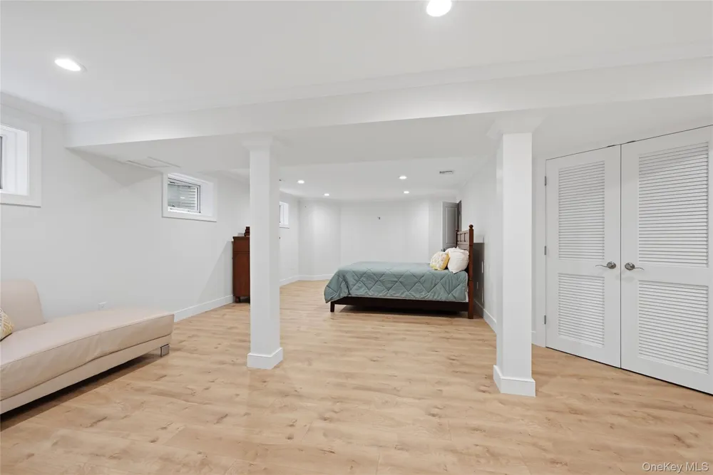 58 South Path Calverton, NY 11933