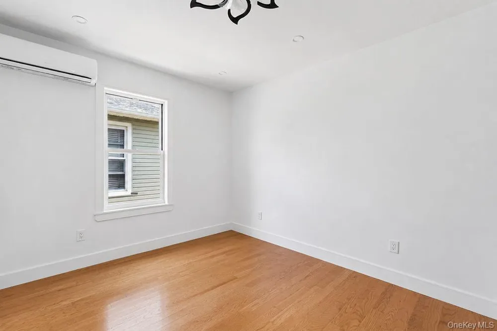 69-39 Elizabeth Avenue Far Rockaway, NY 11692