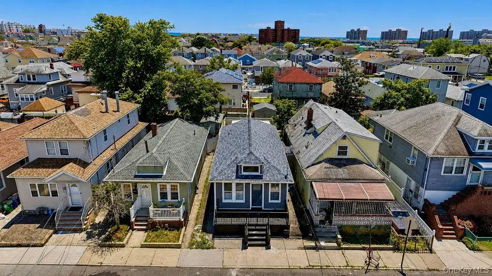 69-39 Elizabeth Avenue Far Rockaway, NY 11692