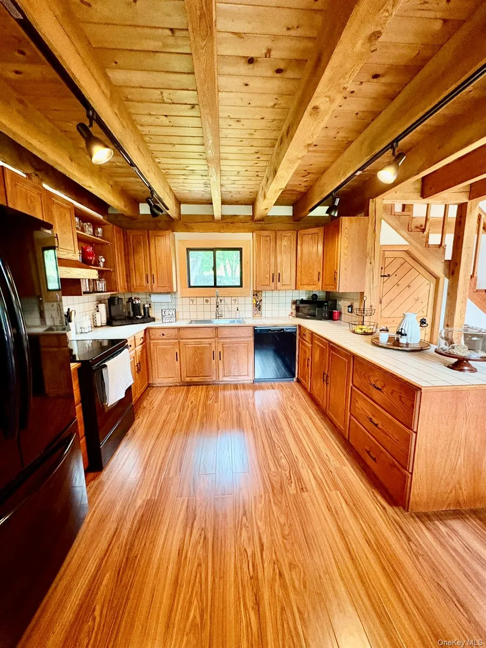 92 Twinshaven Road Napanoch, NY 12458