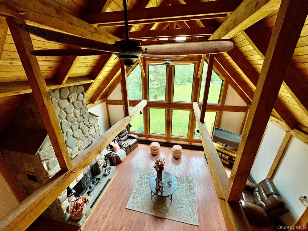 92 Twinshaven Road Napanoch, NY 12458