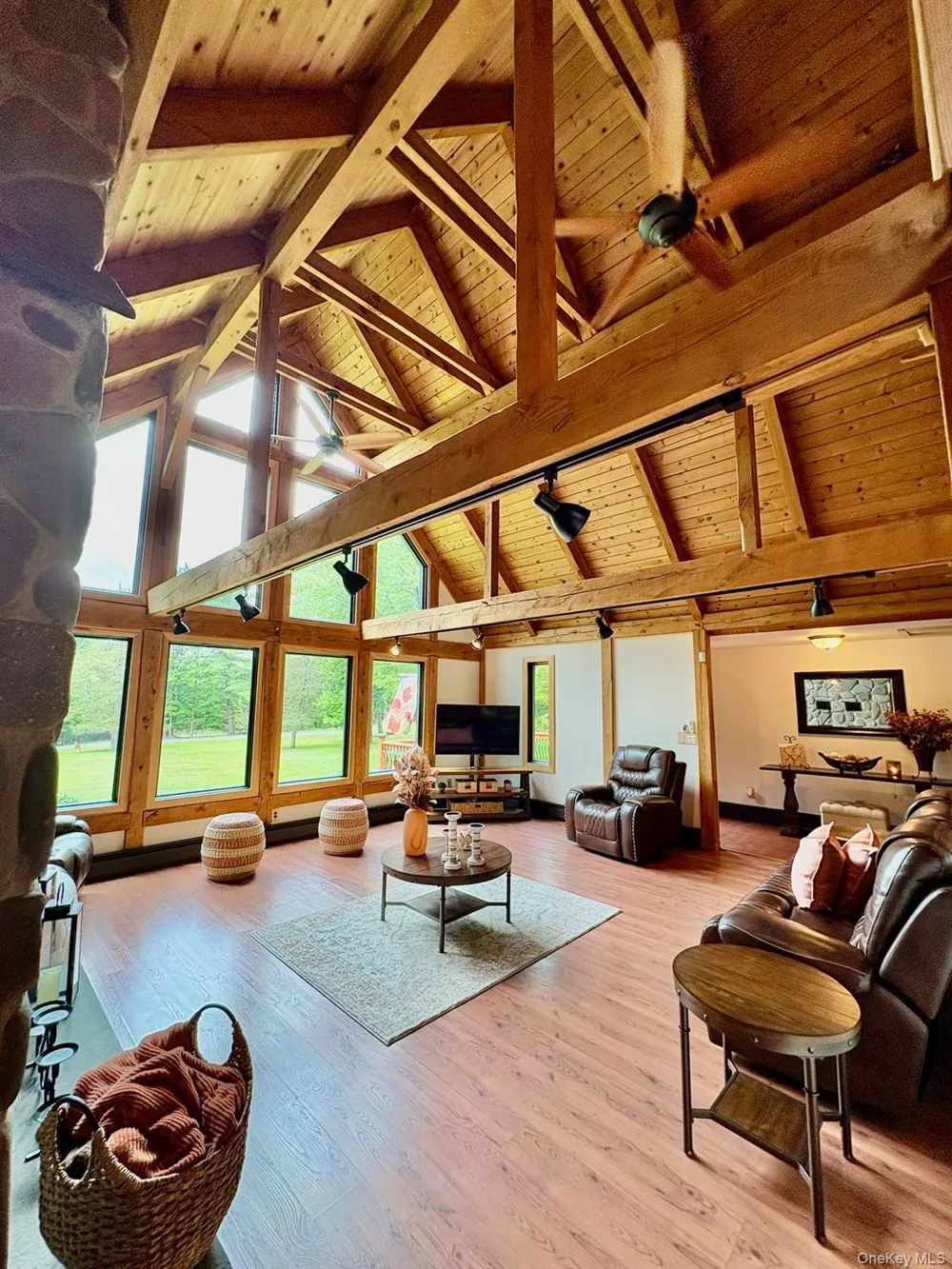 92 Twinshaven Road Napanoch, NY 12458