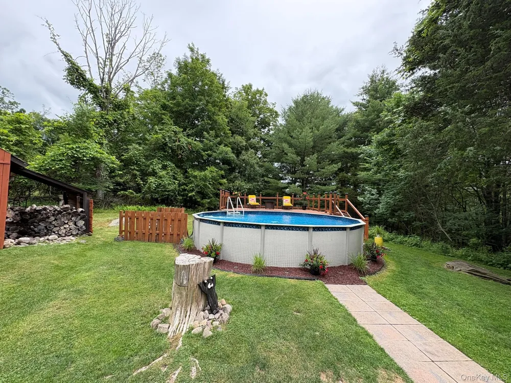 92 Twinshaven Road Napanoch, NY 12458