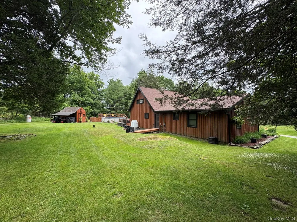 92 Twinshaven Road Napanoch, NY 12458