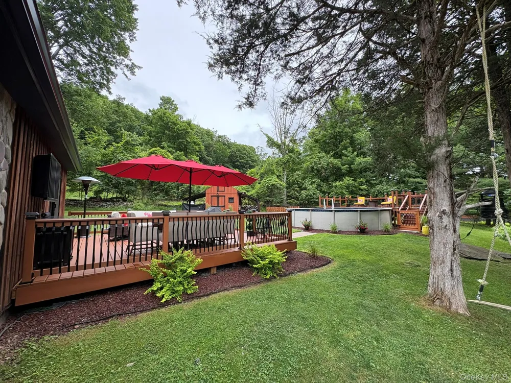 92 Twinshaven Road Napanoch, NY 12458