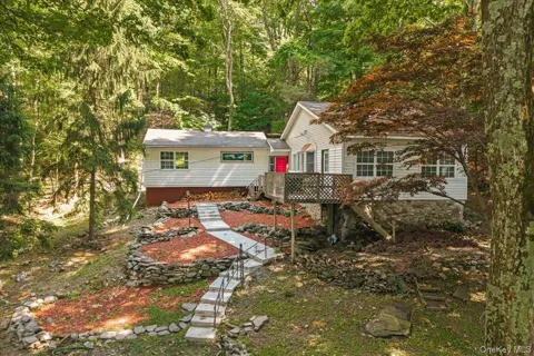 12 Cascade Trail