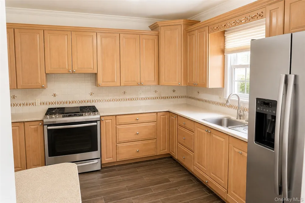 42 Mead Street Hempstead, NY 11550