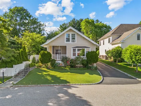15 Pershing Avenue