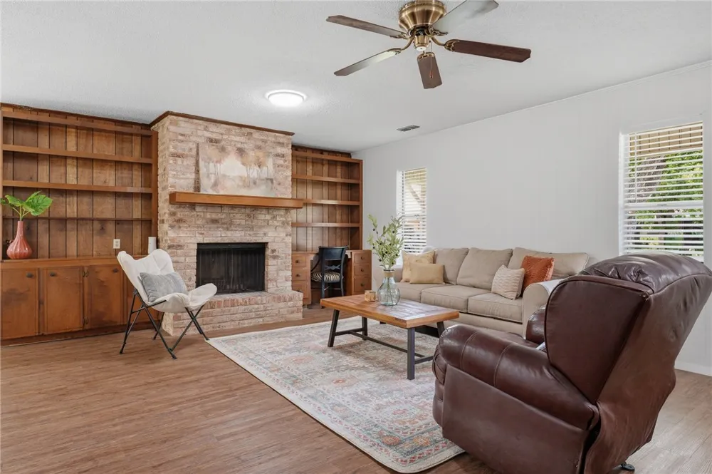 2113 Saint Charles Drive Portland, TX 78374