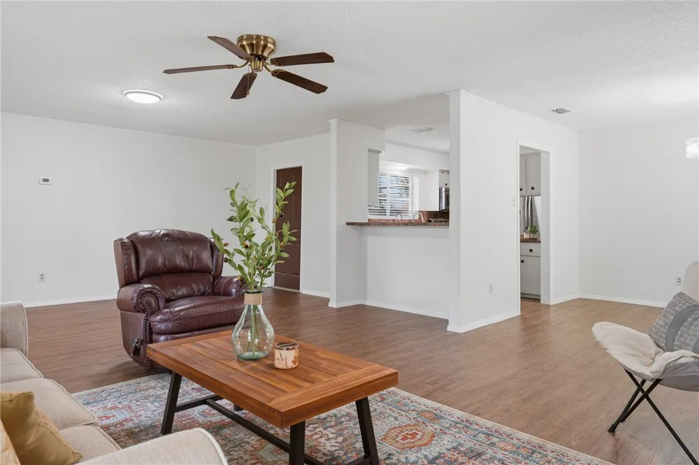 2113 Saint Charles Drive Portland, TX 78374