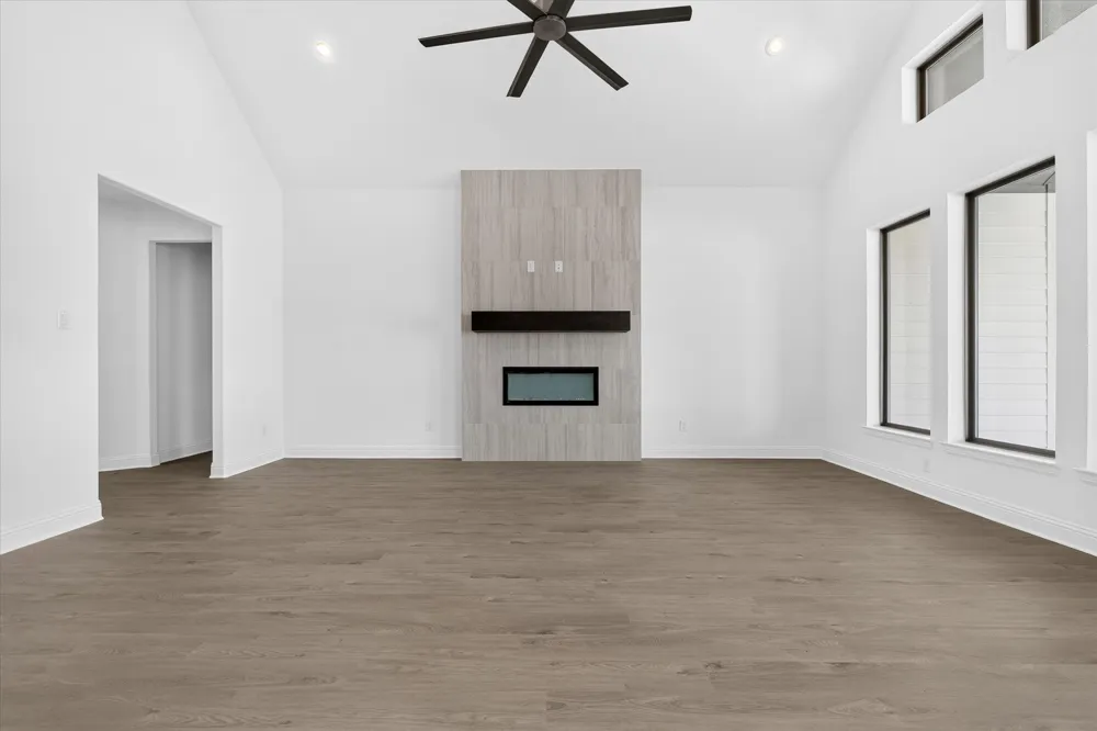 1001 Leo Lane Poolville, TX 76487