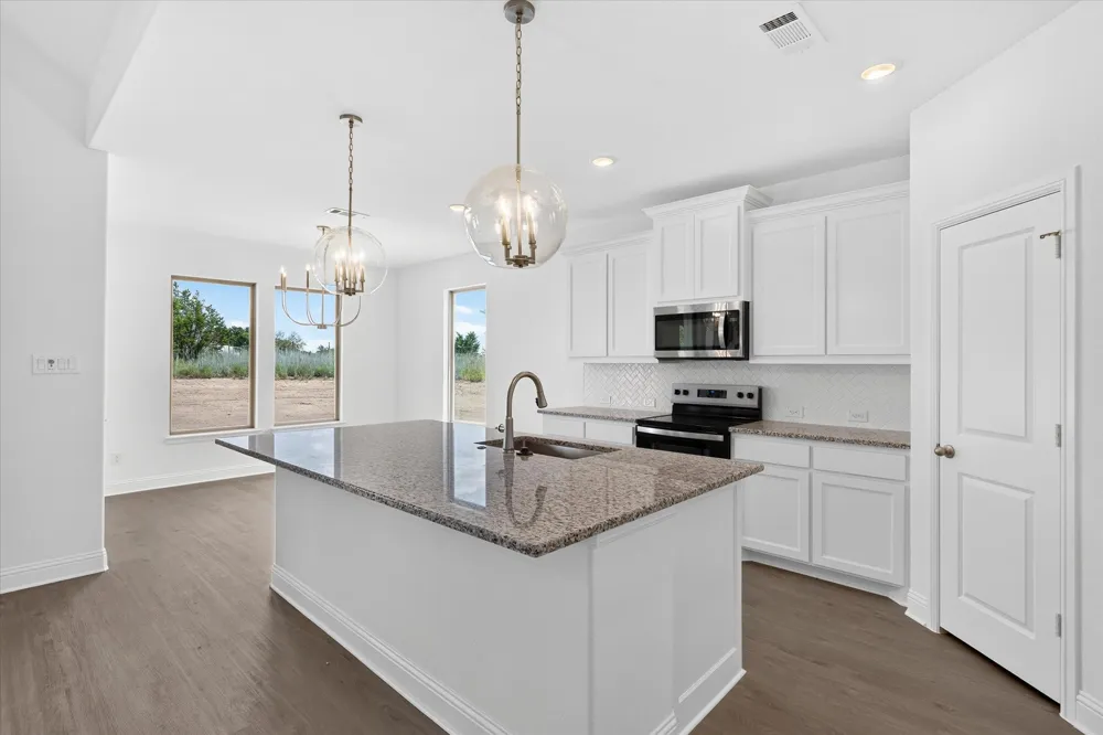 1001 Leo Lane Poolville, TX 76487