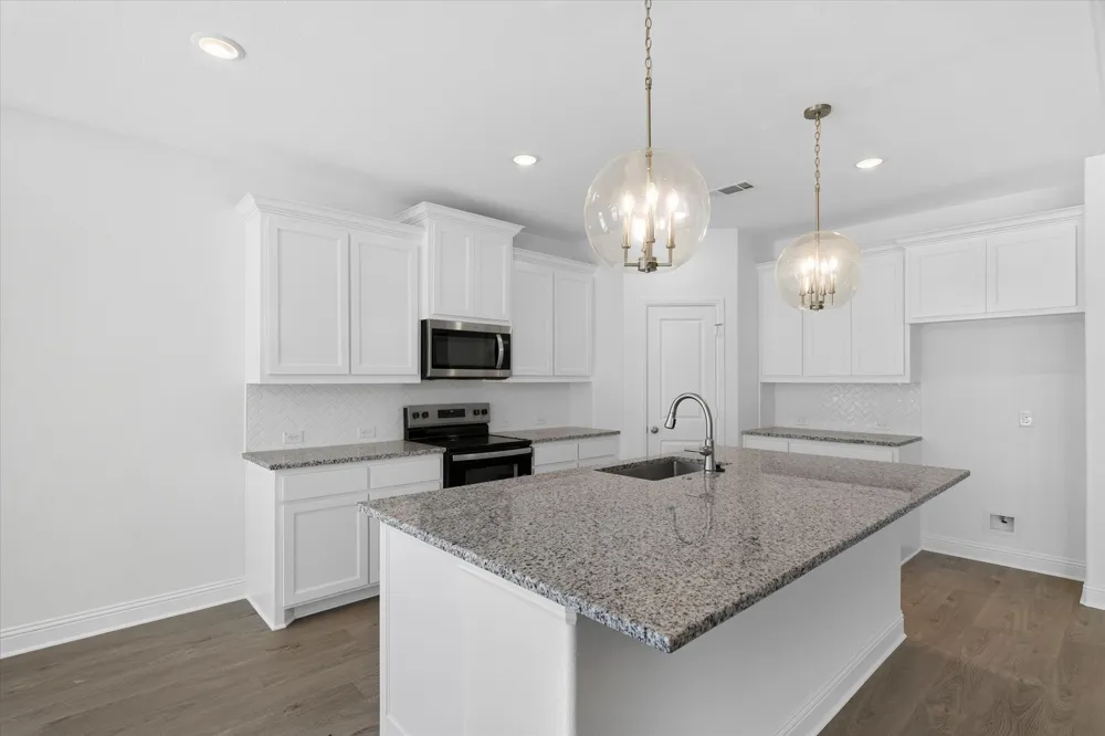 1001 Leo Lane Poolville, TX 76487